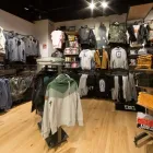 Unternehmen 10 Bild BLUE TOMATO SHOP SEIERSBERG Textil/Bekleidung am Seiersberg 6