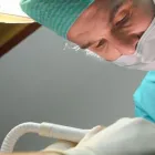 Unternehmen 4 Bild DDR. KARIN VORNWAGNER Ärzte am Wien 9