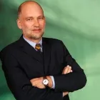 Unternehmen 2 Bild DOZ. DR. CHRISTIAN AIGNER Ärzte am Graz 6
