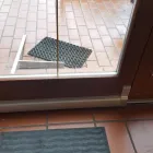 Unternehmen 9 Bild FENSTER SERVICE BLICK Türenbau am Wien 9