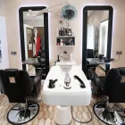 Unternehmen 1 Bild FRISIERSTUBE PERISCHA Kosmetiksalons am Baden 3