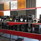 Unternehmen 11 Bild KLANGFARBE MUSIKINSTRUMENTE UND TONTECHNISCHE GERÄTE HANDELSGESELLSCHAFT M.B.H. - KLANGFARBE Musikinstrumente Einzelhandel am Wien 9