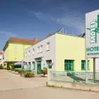 Unternehmen 4 Bild MOTEL BADEN FRANZ SCHEUHAMMER Hotels am Baden 3