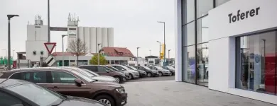 Unternehmen 2 Bild ADOLF TOFERER GMBH & CO KG Kfz-/Zweirad-Dienstleistungen am Eferding 4