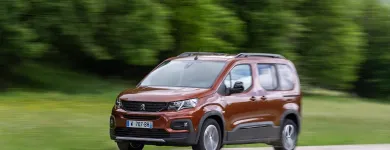 Unternehmen 4 Bild BÜCHL GESMBH - RIED Kfz-/Zweirad-Dienstleistungen am Tumeltsham 4