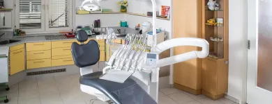 Unternehmen 3 Bild DDR. VESNA STEPHAN Ärzte am Wien 9