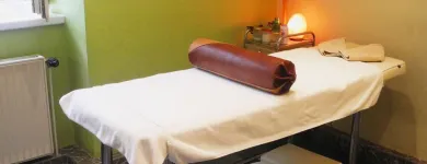 Unternehmen 5 Bild MASSAGE-KOSMETIK-FUSSPFLEGE-SCHULE HOLOS INSTITUT Bildung/Schulen/Wissenschaft/Forschung am Wien 9
