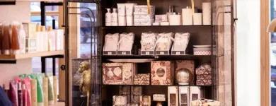 Unternehmen 7 Bild RIZY'S CONCEPT STORE Kosmetik/Körperpflege am Eferding 4