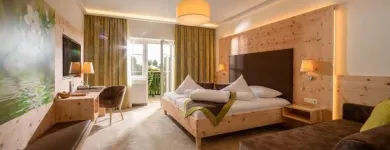 Unternehmen 2 Bild THERMENHOTEL PUCHASPLUS STEGERSBACH Wellness & Spa am Stegersbach 1
