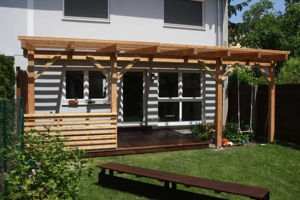 Unternehmen 3 Bild GRILZ-HOLZ PERGOLA ZÄUNE
