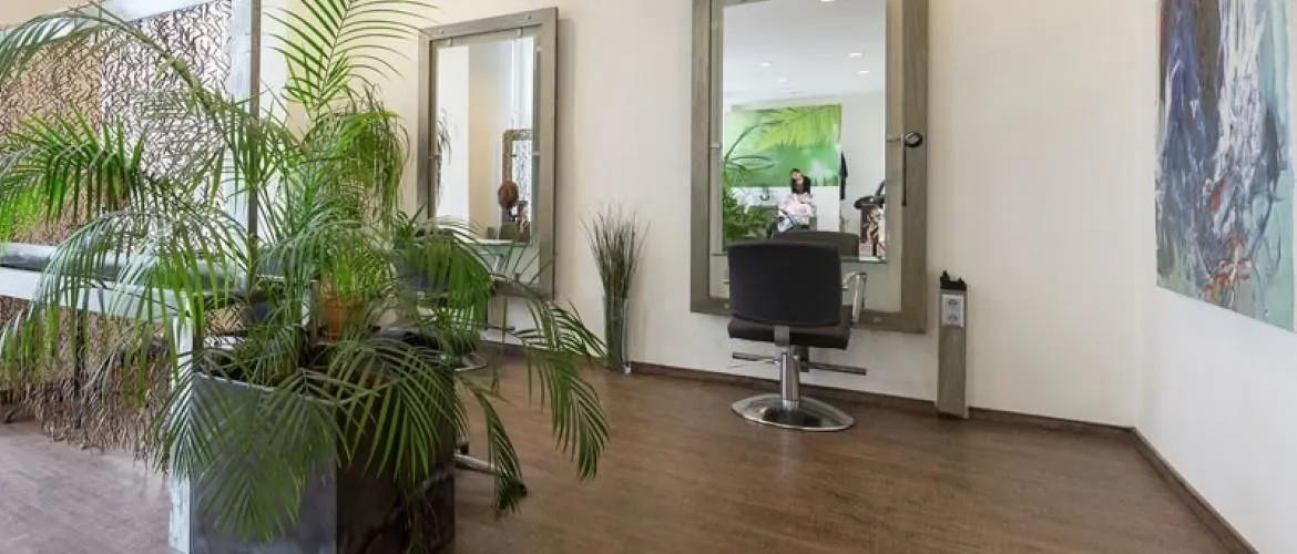 Unternehmen 3 Bild I.N. ROTHEN HAARSTUDIO & KAFFEEBAR