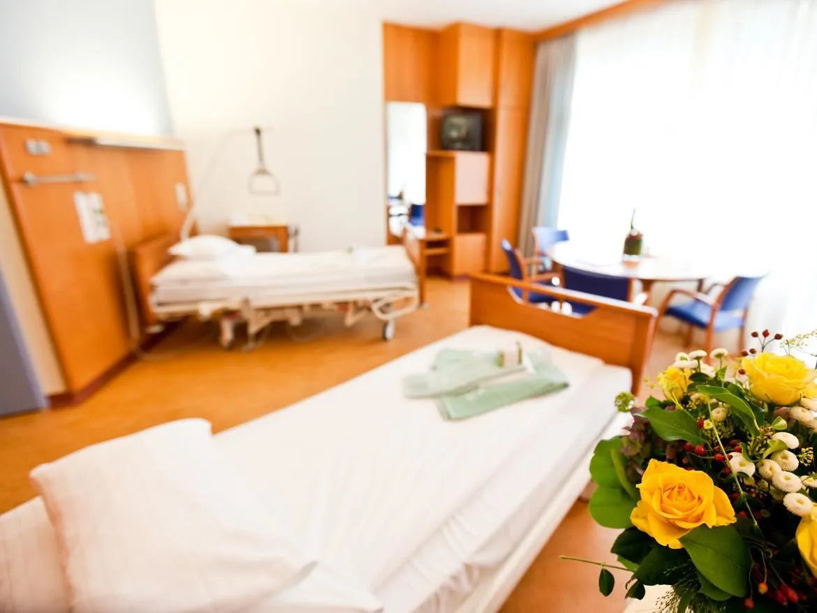 Unternehmen 2 Bild ZENTRUM FÜR PLASTISCHE CHIRURGIE PRIVATKLINIK GRAZ-RAGNITZ UNIV.-DOZ. DR. FRANZ MARIA HAAS