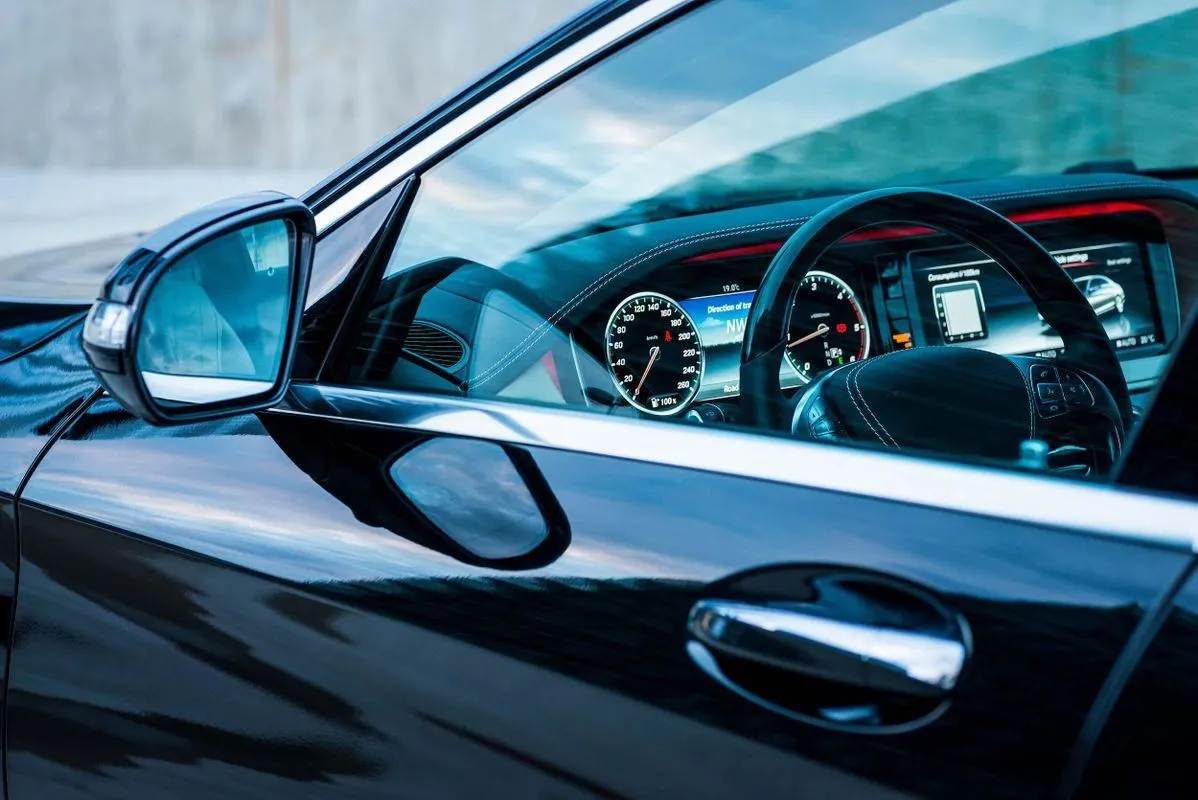 Unternehmen 2 Bild CARCOM EINBAU CENTER GMBH