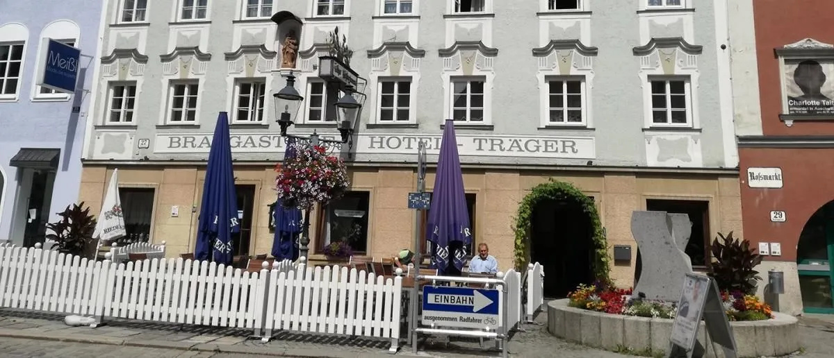 Unternehmen 3 Bild BRAUGASTHOF & HOTEL TRÄGER