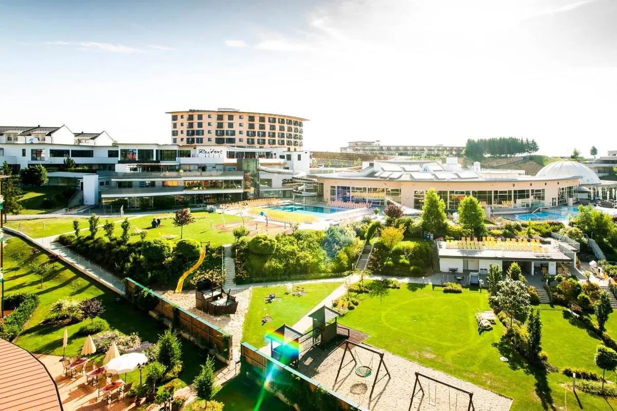Unternehmen 2 Bild REITERS THERMALBAD STEGERSBACH