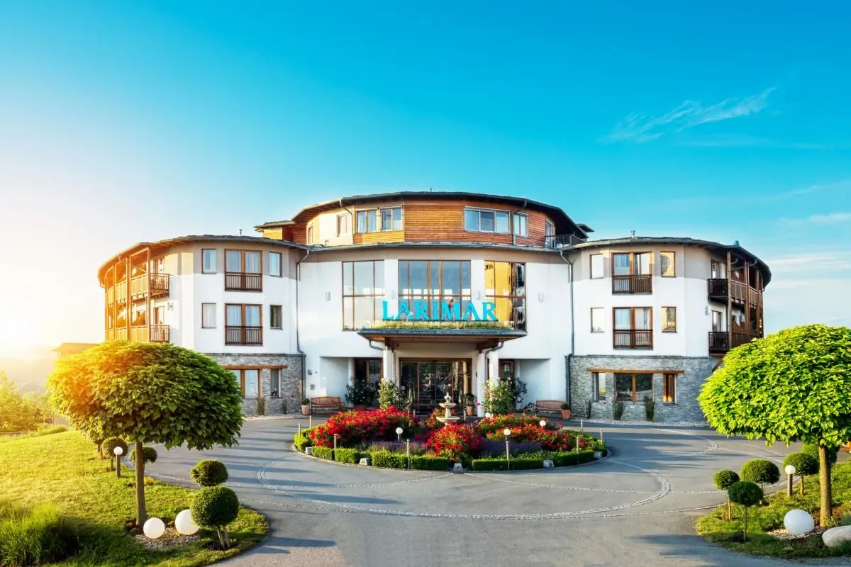 Unternehmen 14 Bild HOTEL & SPA LARIMAR