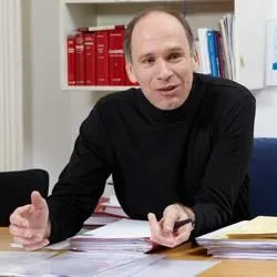 Unternehmen 2 Bild DR. EDWIN FRIESER