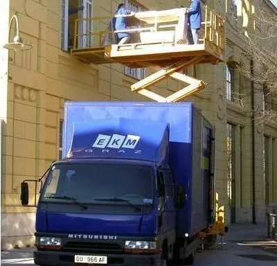 Unternehmen 3 Bild EKM SPEDITIONS GMBH ELECTRONICS KUNST MÖBELTRANSPORTE