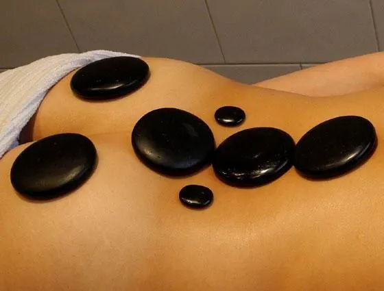 Unternehmen 14 Bild MASSAGE-KOSMETIK-FUSSPFLEGE-SCHULE HOLOS INSTITUT