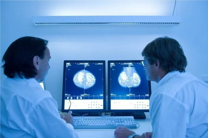 Unternehmen 3 Bild RÖNTGEN AM KAI - DR. GÜNTER PORSCH UND DR. KONRAD URANITSCH