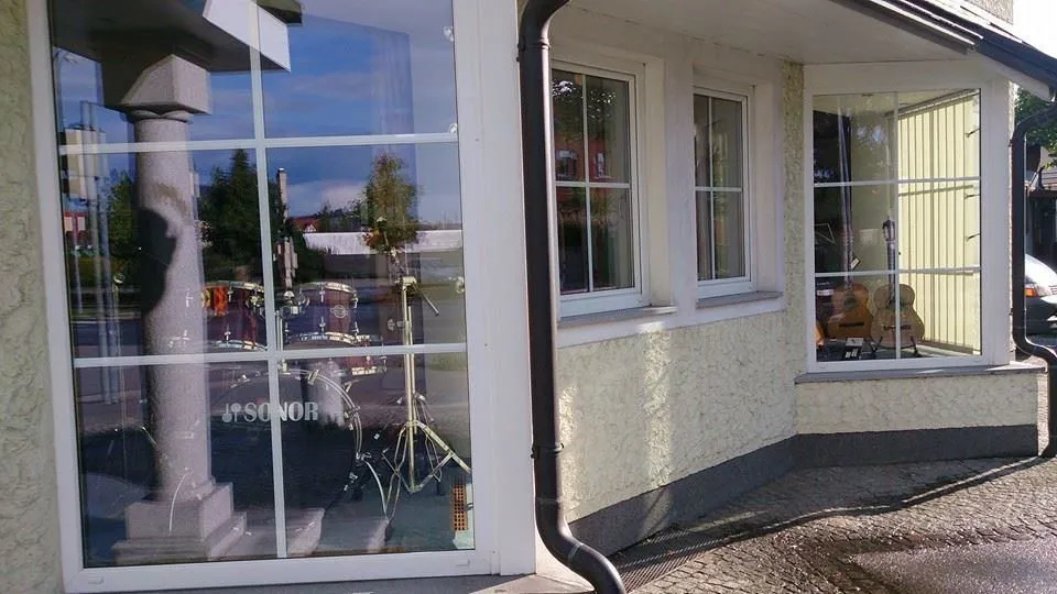 Unternehmen 4 Bild DAS MUSIKWERK TRAUN BY MUSIKHAUS SCHWAIGER GMBH